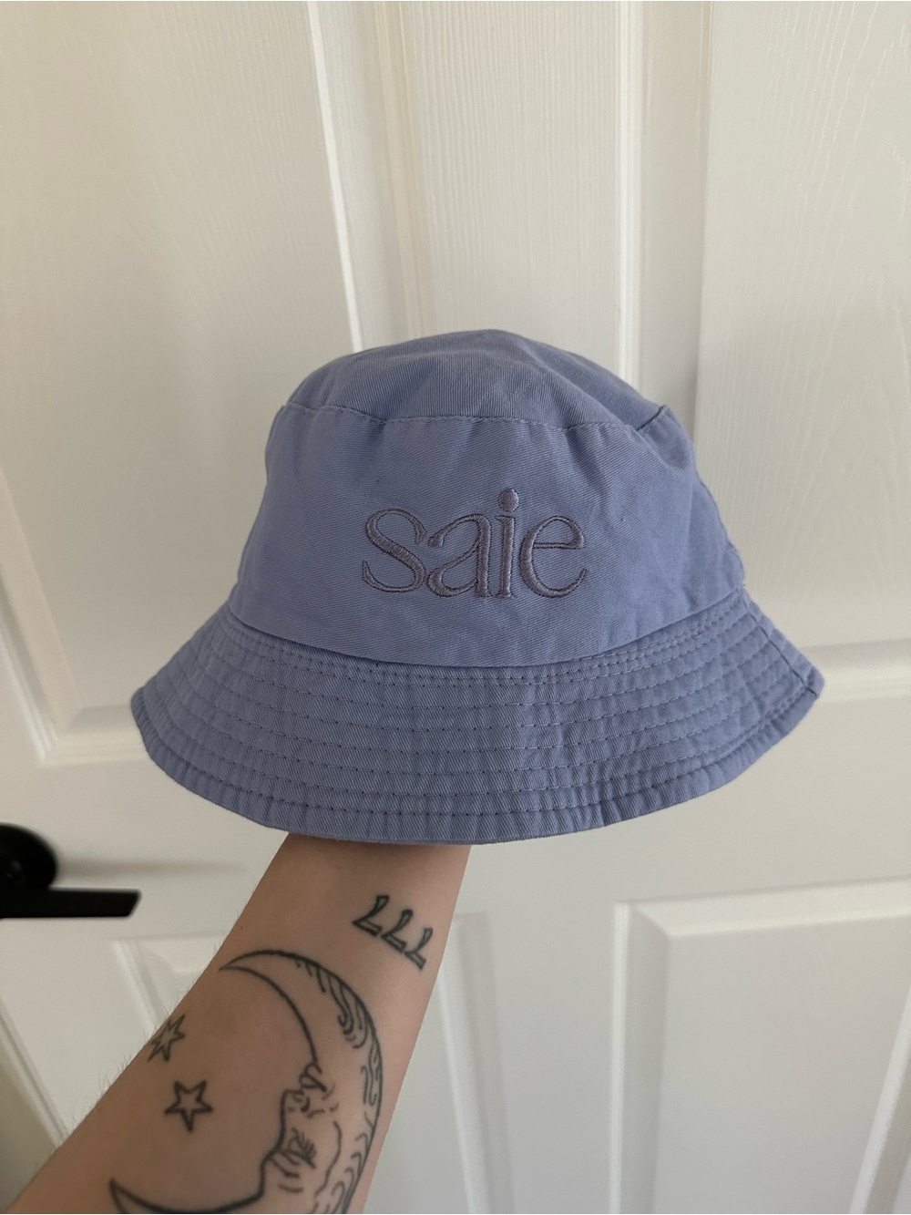 Saie Dusty Lavender Logo Bucket Hat